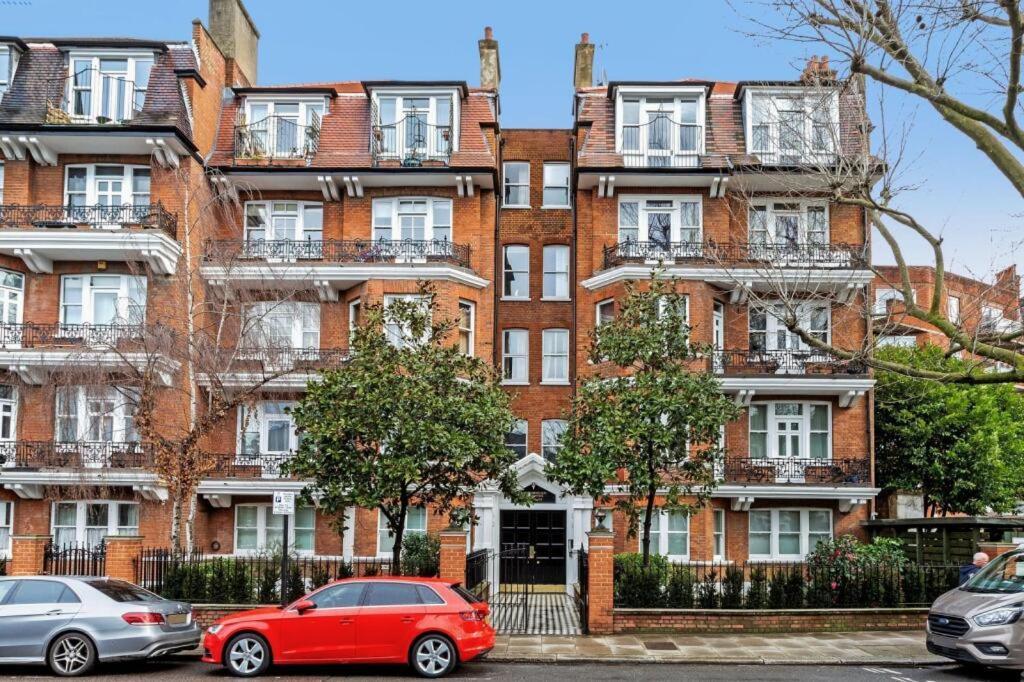 Modern Chelsea Flat, 3Bd 2Bath, With Parking Apartment London Luaran gambar